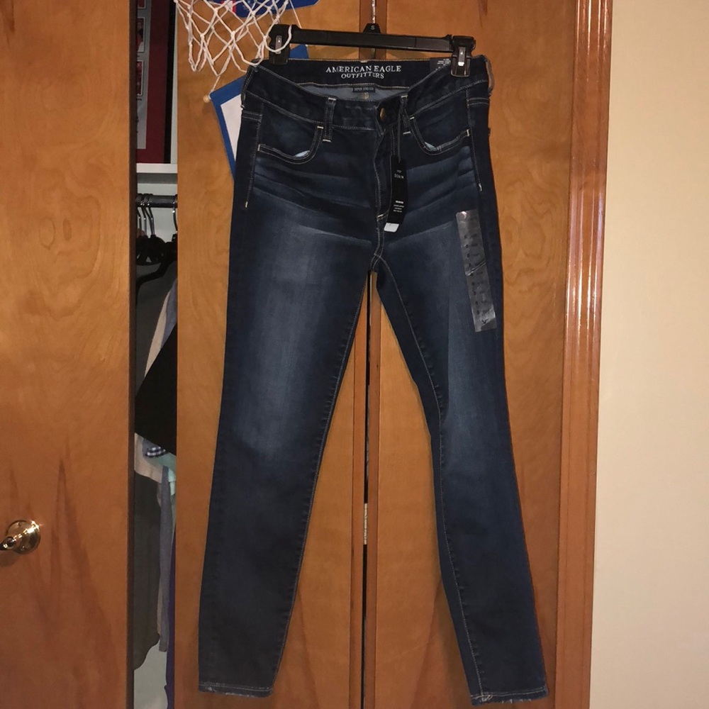 American Eagle Outiftters Jeans! NEW. Size 8 short